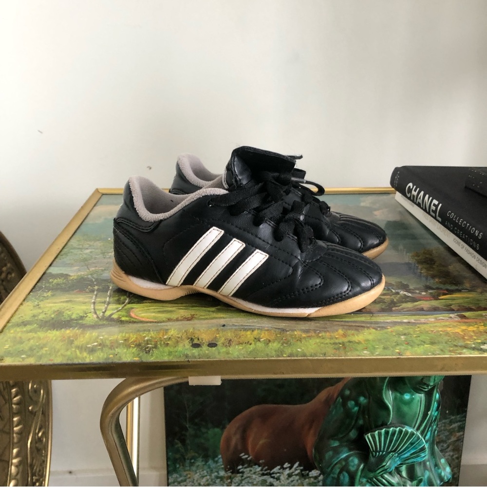 Adidas predator kids soccer indoor cleats